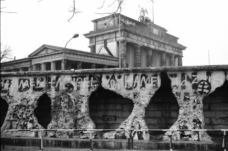 Mauerreste vor dem Brandenburger Tor